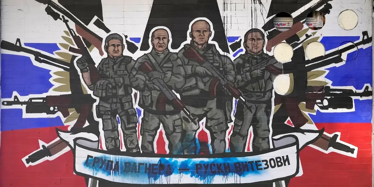 Deadly Clash Between Russian Troops and Wagner Mercenaries in Ukraine