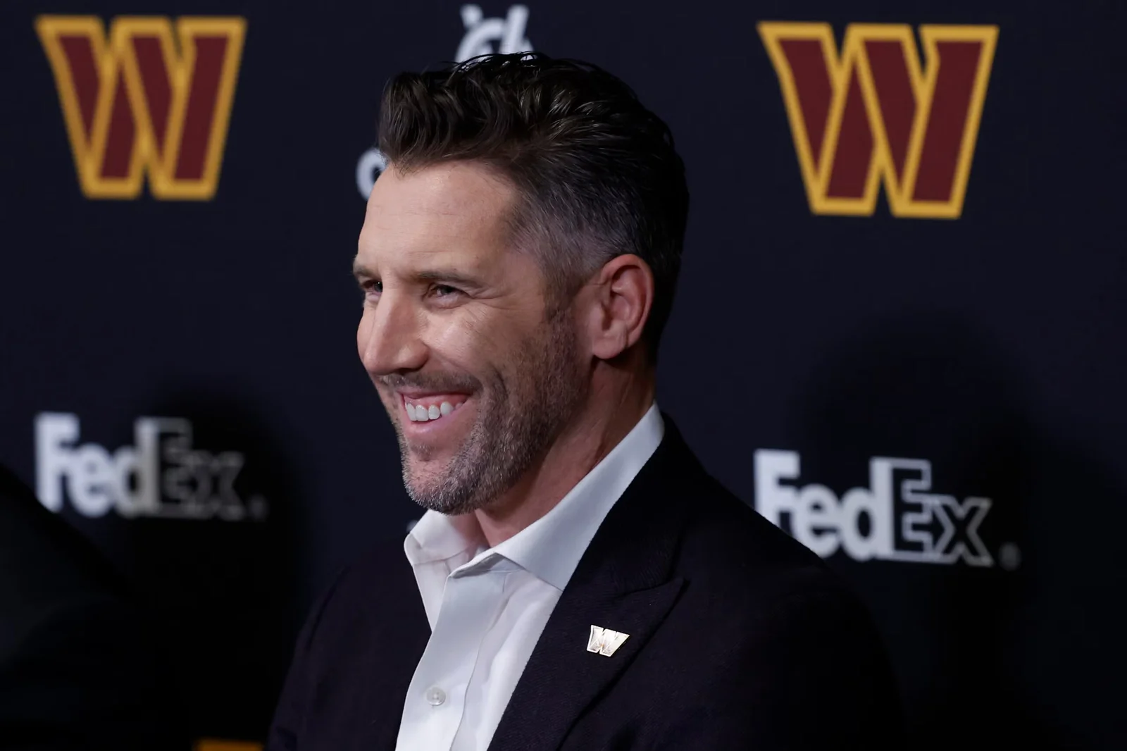 Commanders Plan to Reload in 2026 Mock Draft by Trading Back for Extra Picks