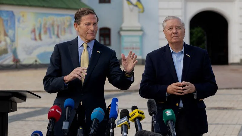 Bipartisan push advances updated Russia sanctions with Trump administration