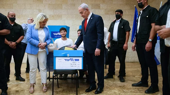 Netanyahu urges far-right unity to shore up his election bid