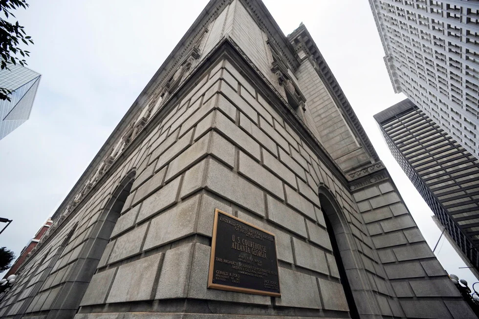 U.S. judge allegedly engaged in sexual encounter with police officer in chambers, report says