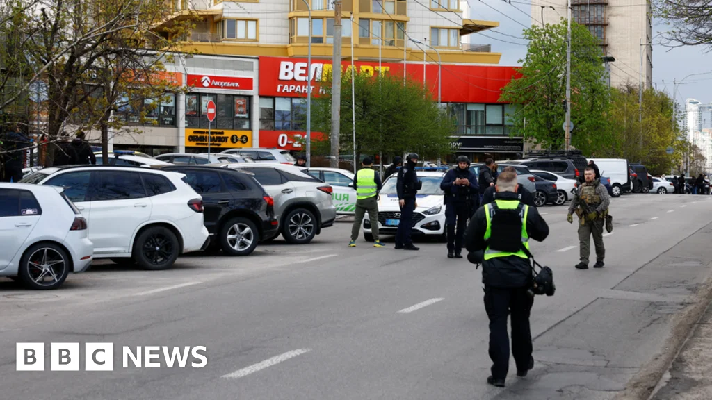 Kyiv shooting leaves at least five dead in supermarket siege