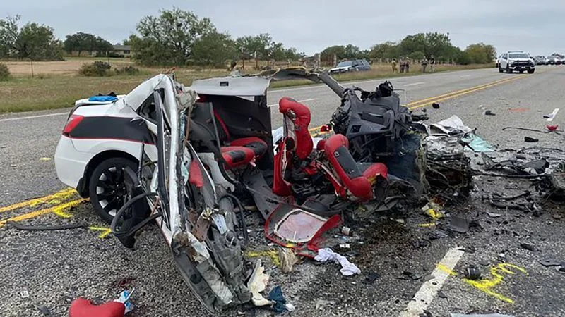 Fatal Texas Crash: 8 Dead as Human Smuggler Collides with SUV