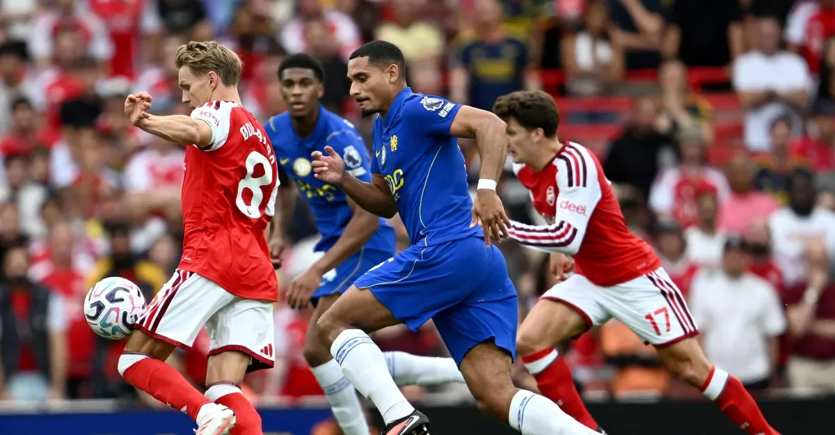 Arsenal edge Chelsea 2-1 as Odegaard sinks rivals in Emirates derby