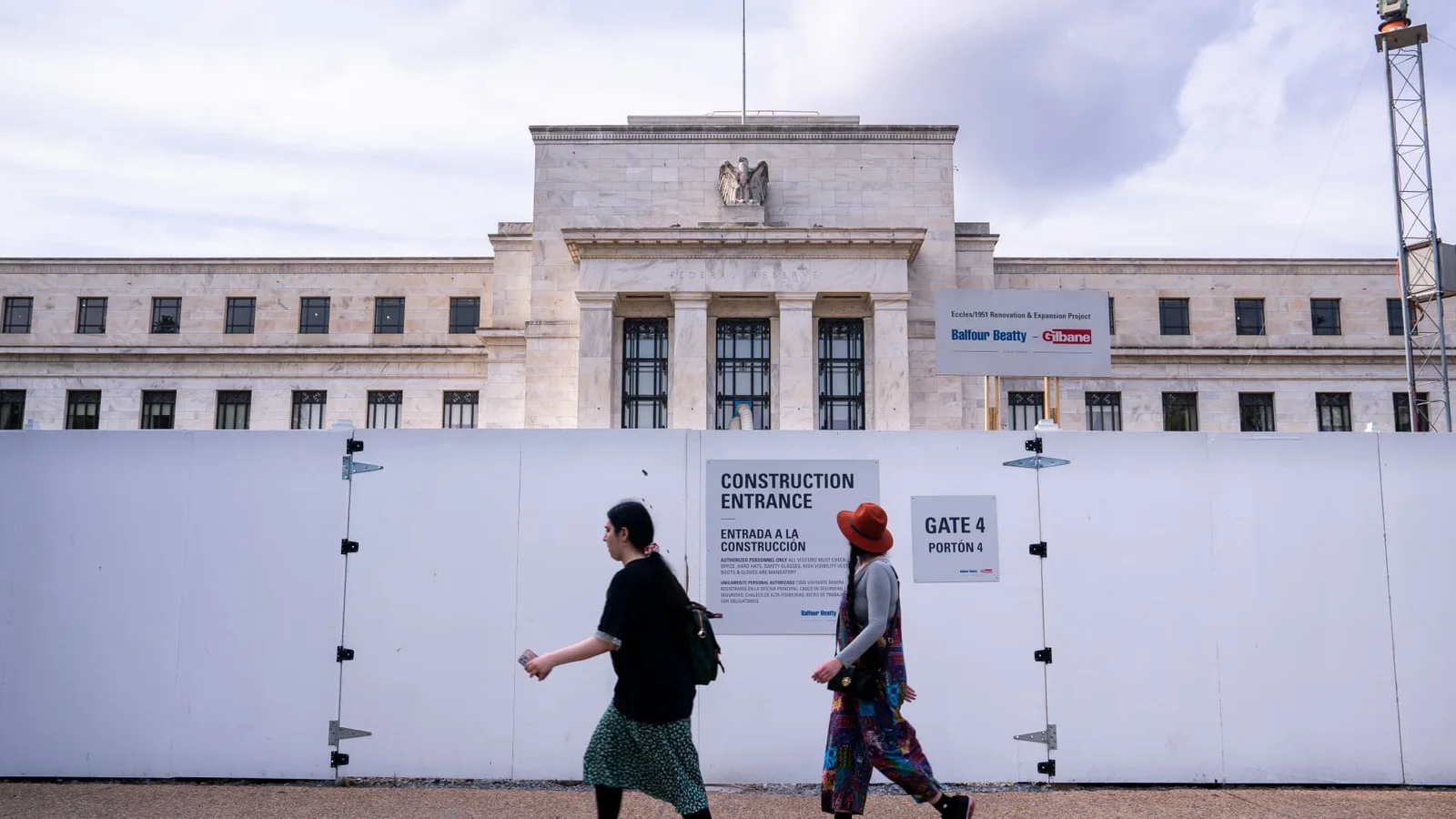 Navigating Inflation and Rate Hikes: Insights from Experts