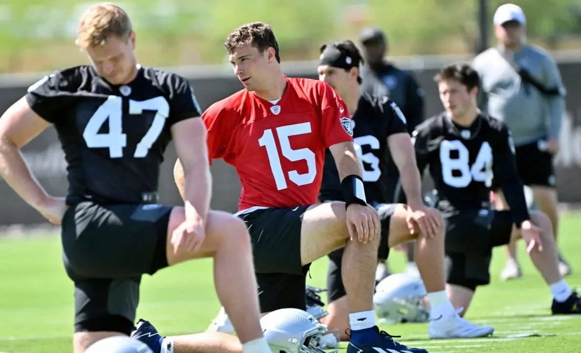 Brady’s Plan to Start Cousins Shields Mendoza