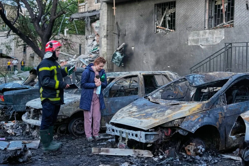 Kyiv struck by ballistic missiles as 1 person is killed, air defenses questioned