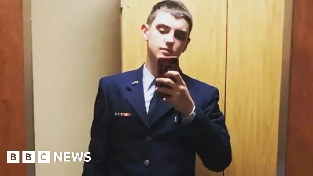 Airman accused of US secrets leak poses security risk, prosecutors warn.