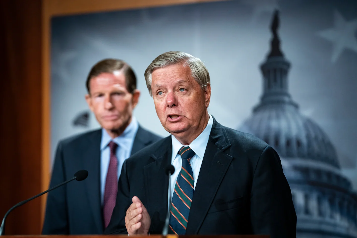 Graham’s Death Sparks Kremlin Hopes for U.S. Policy Leverage