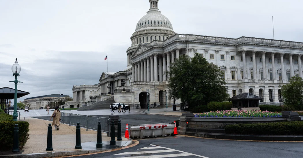 Senate Advances GOP Budget, Boosting Immigration Enforcement Ahead of Midterms