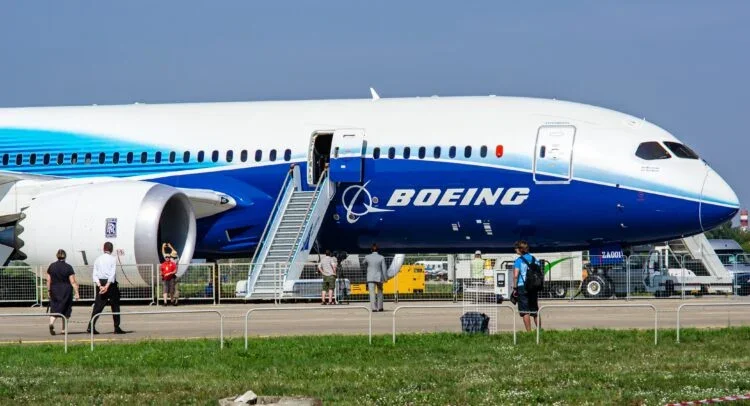 Boeing Delivers Q1 Beat as Jet Deliveries Rise and Loss Narrows