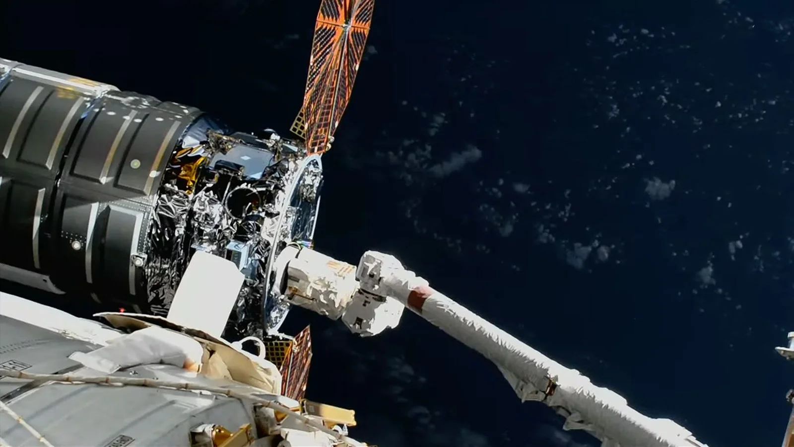Cygnus XL arrives at ISS with about 5 tons of science gear on CRS-24