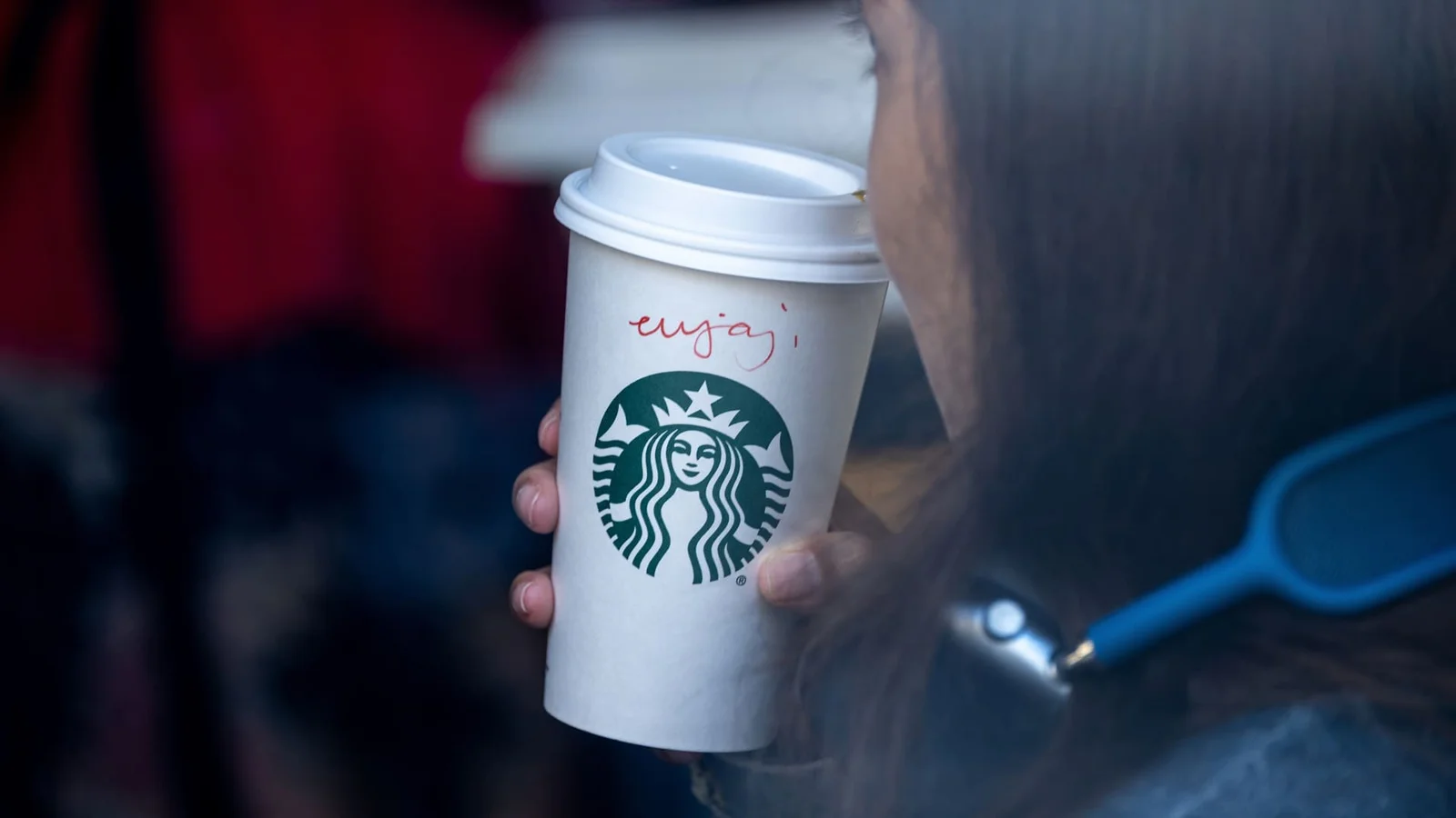 Starbucks’s loyalty revamp draws value-minded shoppers ahead of earnings