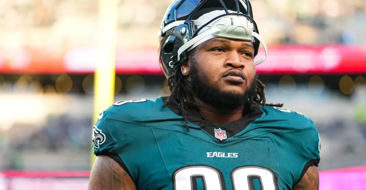 Simmons' $105M Extension Reframes Jalen Carter's Eagles Negotiations