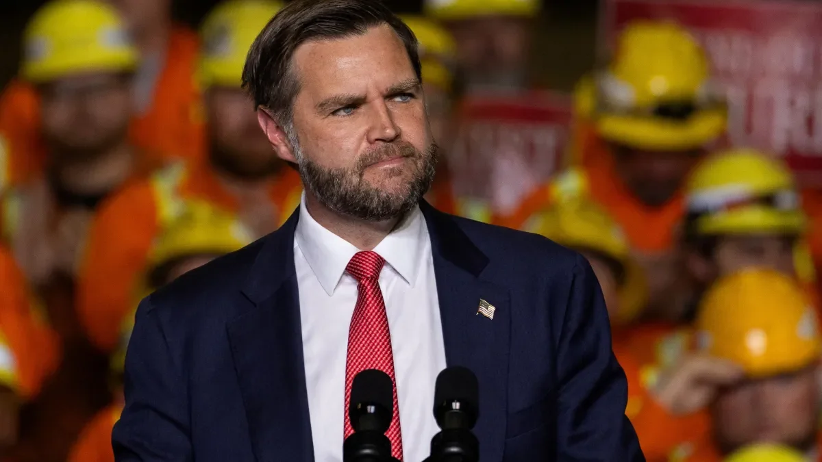 Vance Champions Manufacturing Push in Ohio Rally Ahead of Midterms