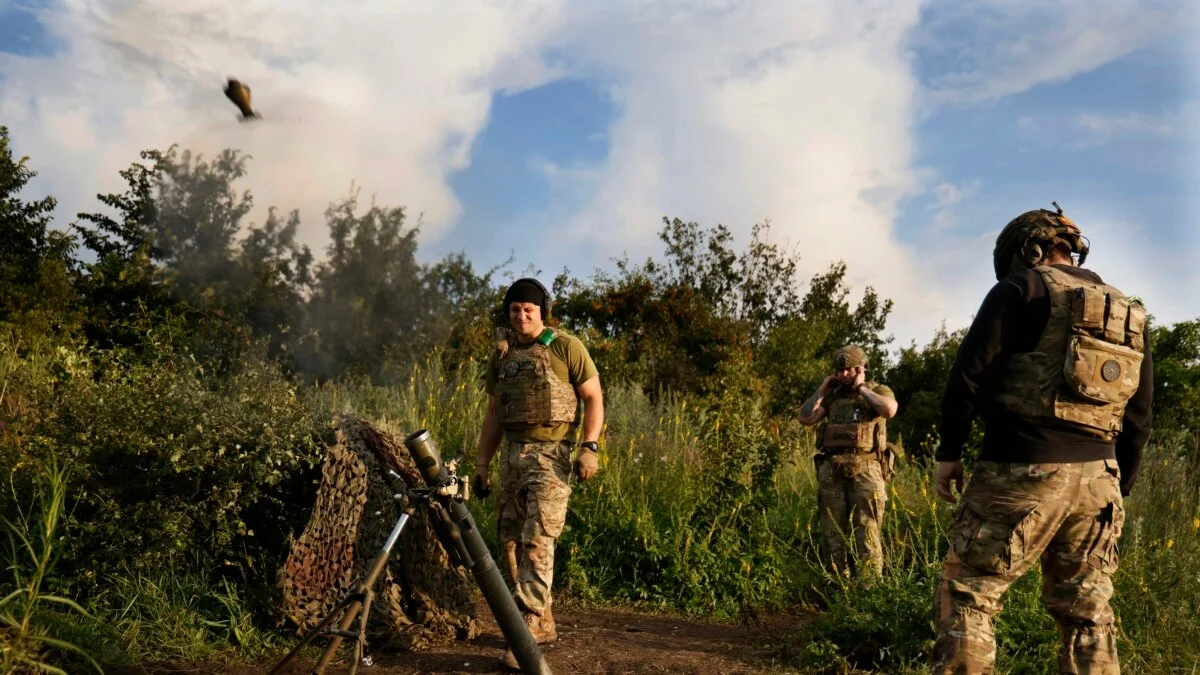 Ukraine Fights Fire as U.S. Urges Cease-Fire Talks by Year's End