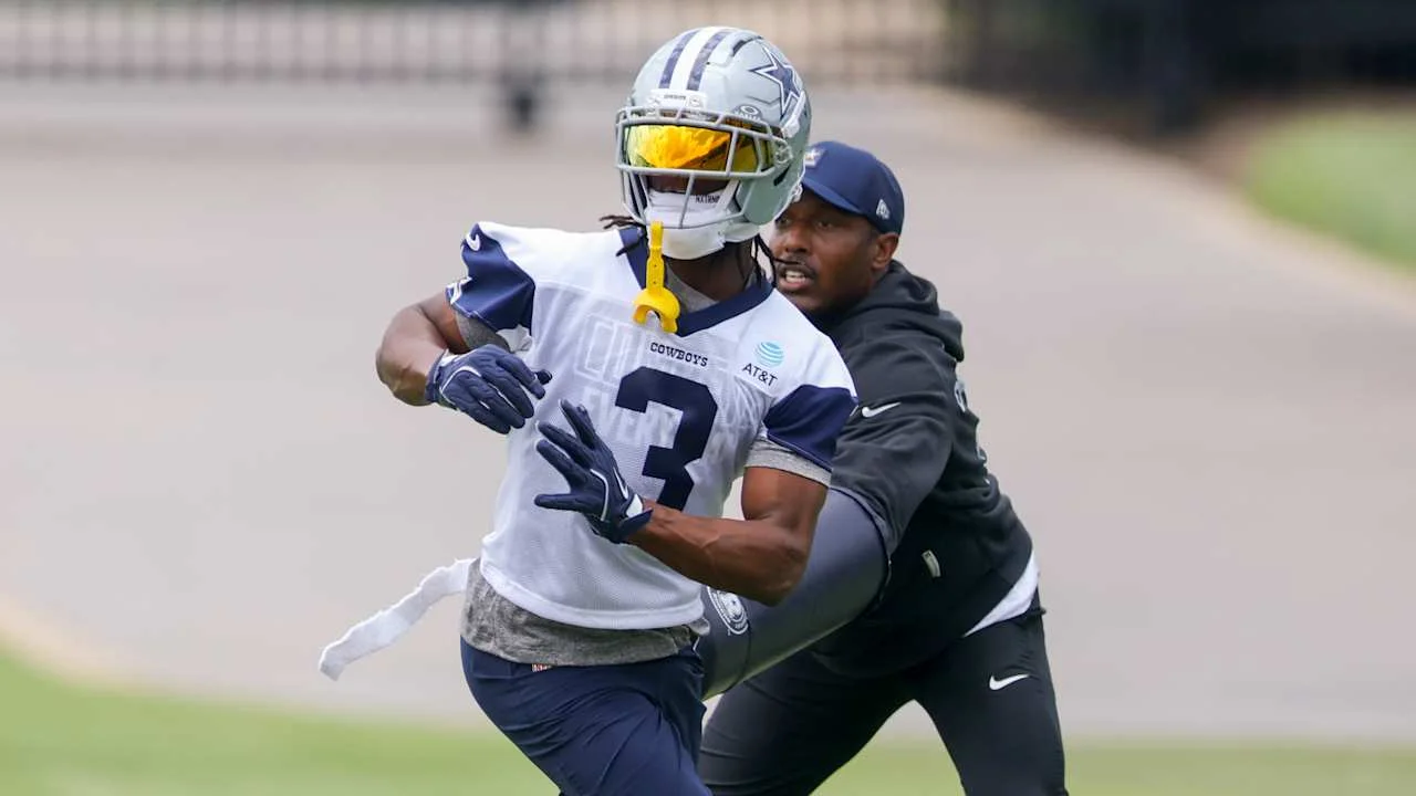Pickens reports to Cowboys minicamp, signals no holdout on franchise tag