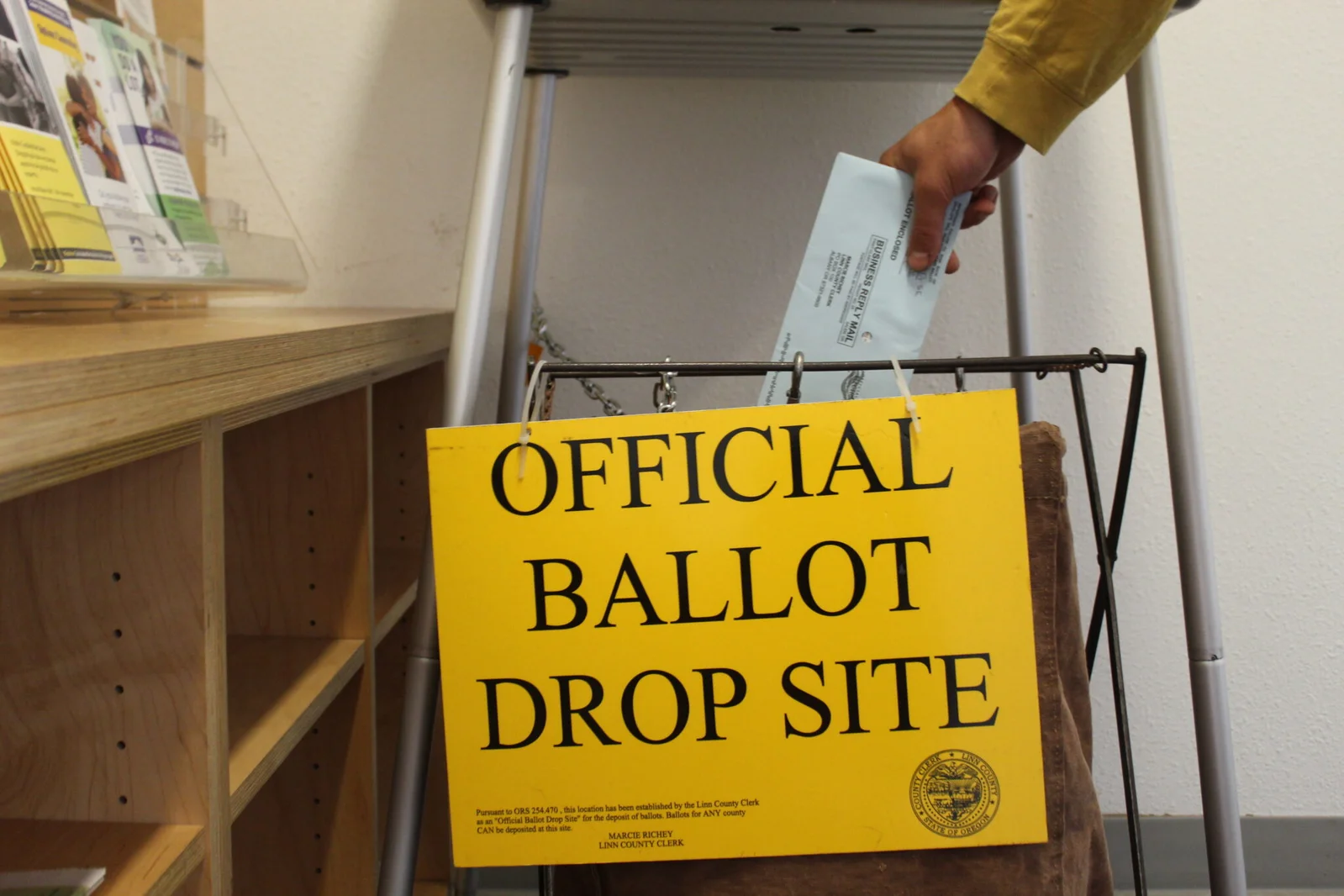 Oregon primary sets up November rematches as Drazan wins GOP governor nomination and Merkley eyes re-election