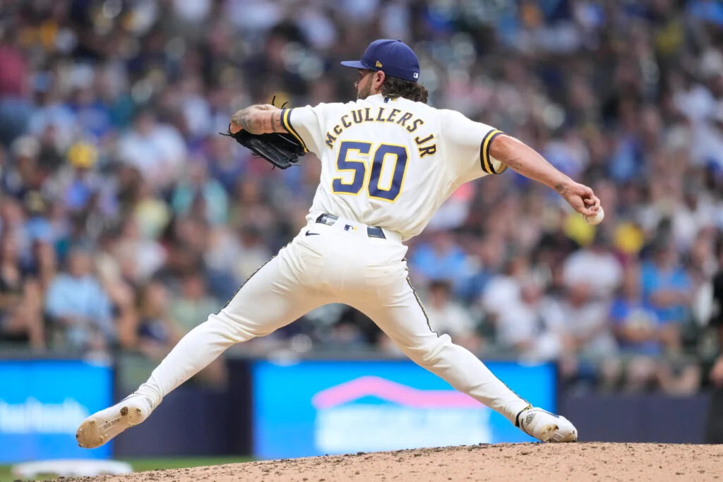 Brewers cut McCullers Jr. as Stallings steps in for bullpen depth