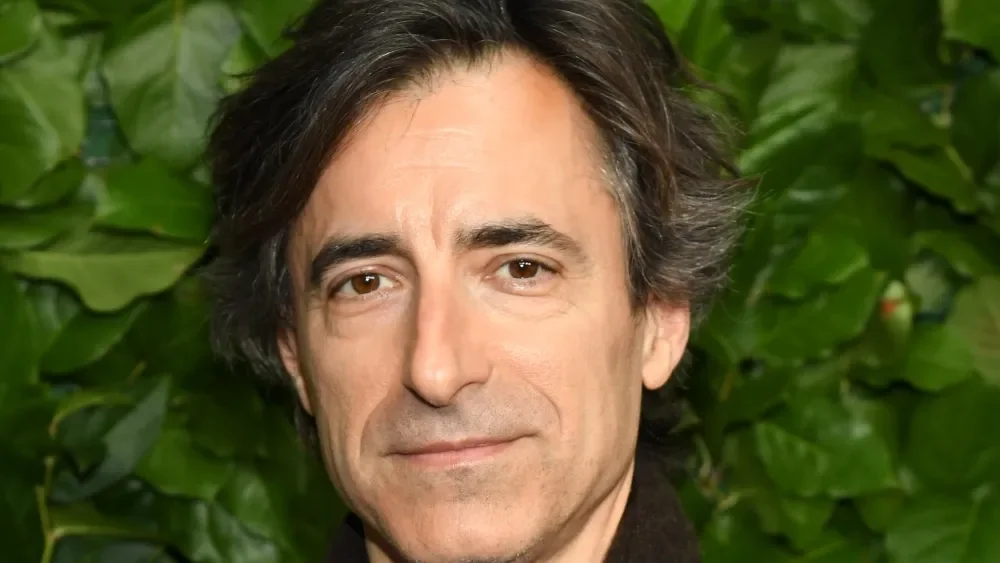 Baumbach Signs Warner Bros. First-Look Deal to Launch Clockwork Film