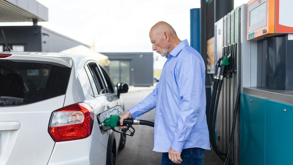 US Gas Prices Jump Toward 2022 Peak as Hormuz Turmoil Bites