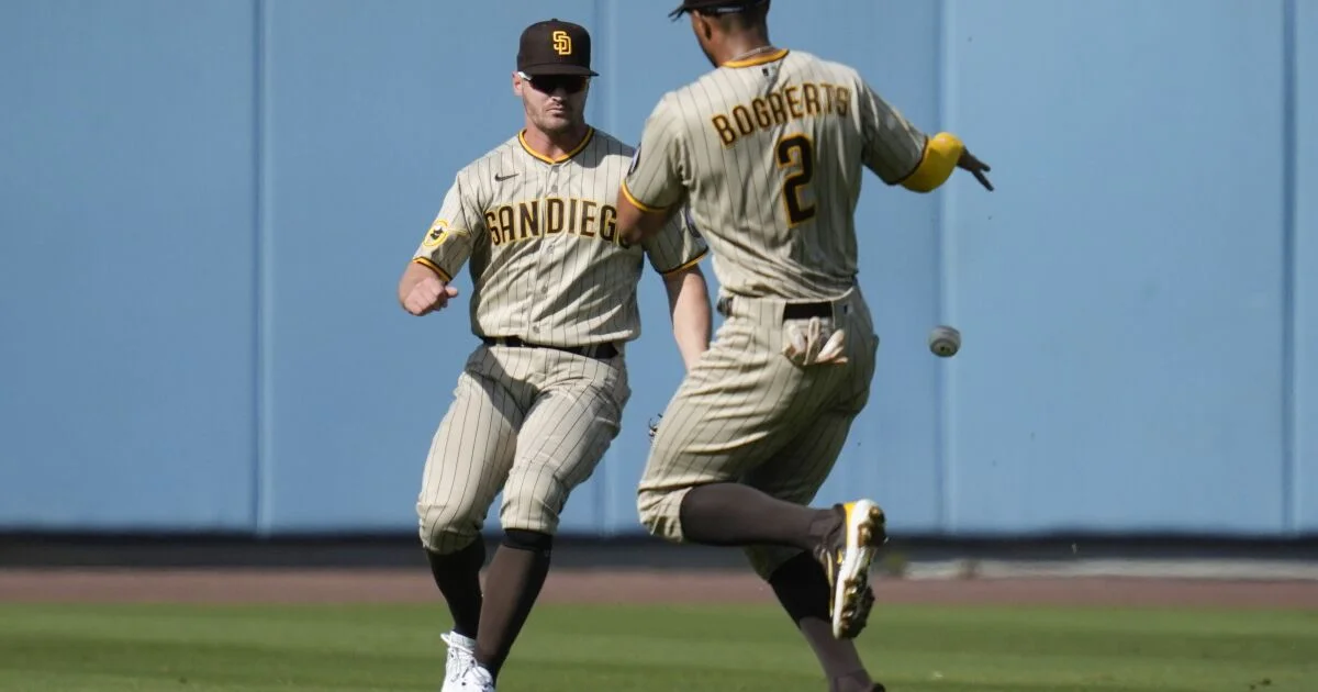 Dodgers extend Padres losing streak with fourth consecutive win.
