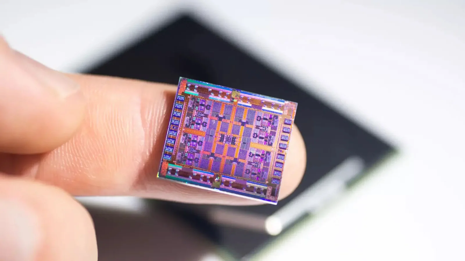 U.S. Considers Tariffs to Boost Domestic Chip Manufacturing