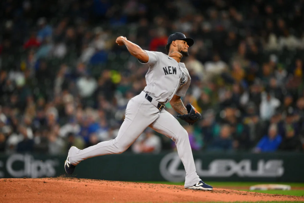 Pirates land Doval in deadline swap with Yankees