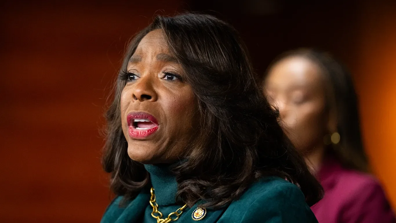 Supreme Court ruling narrows voting rights protections, Democrats warn of GOP map gains