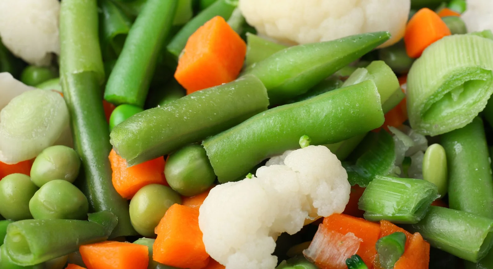 Frozen Lunch Sodium: How Your Desk Meal Could Rival Chips for Salt