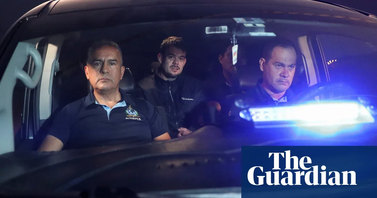 Joran van der Sloot to be extradited from Peru to face charges in Natalee Holloway case.