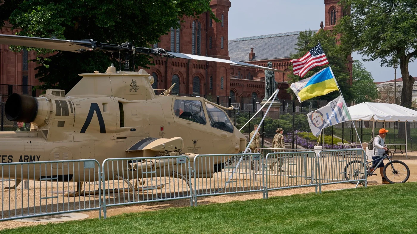 Massive 'No Kings' Protests Against Trump to Coincide with Military Parade