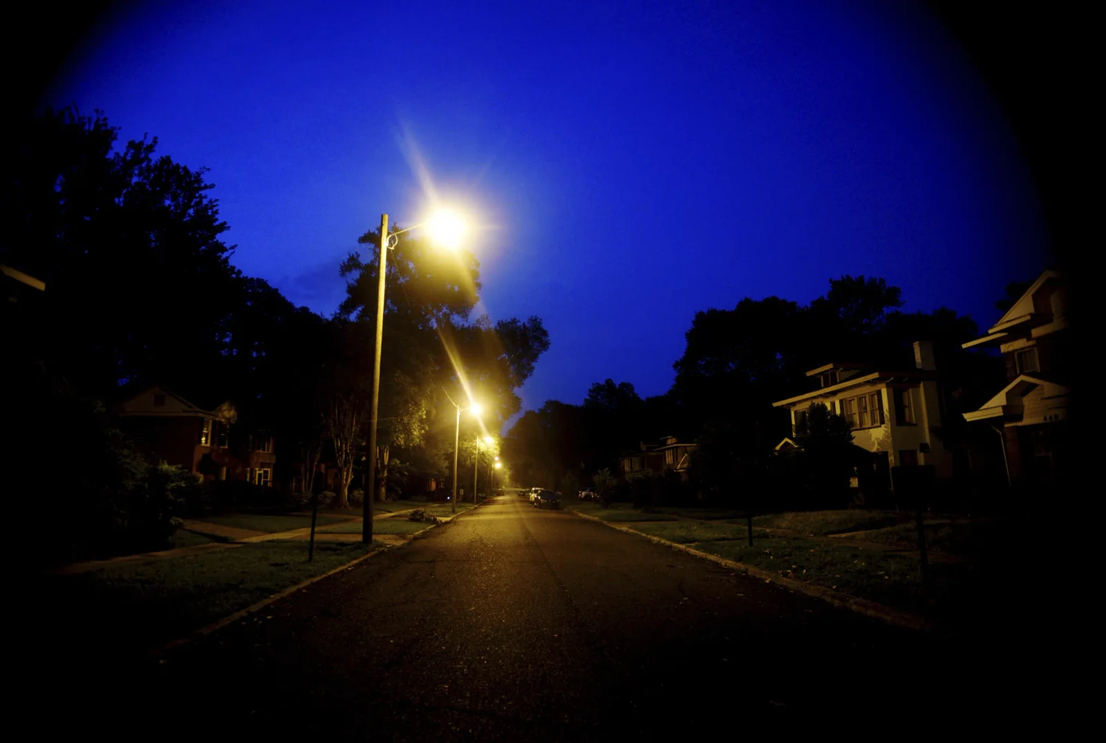 Southern US Struggles with Power Outages and Texas Sizzles in Triple-Digit Heat Wave