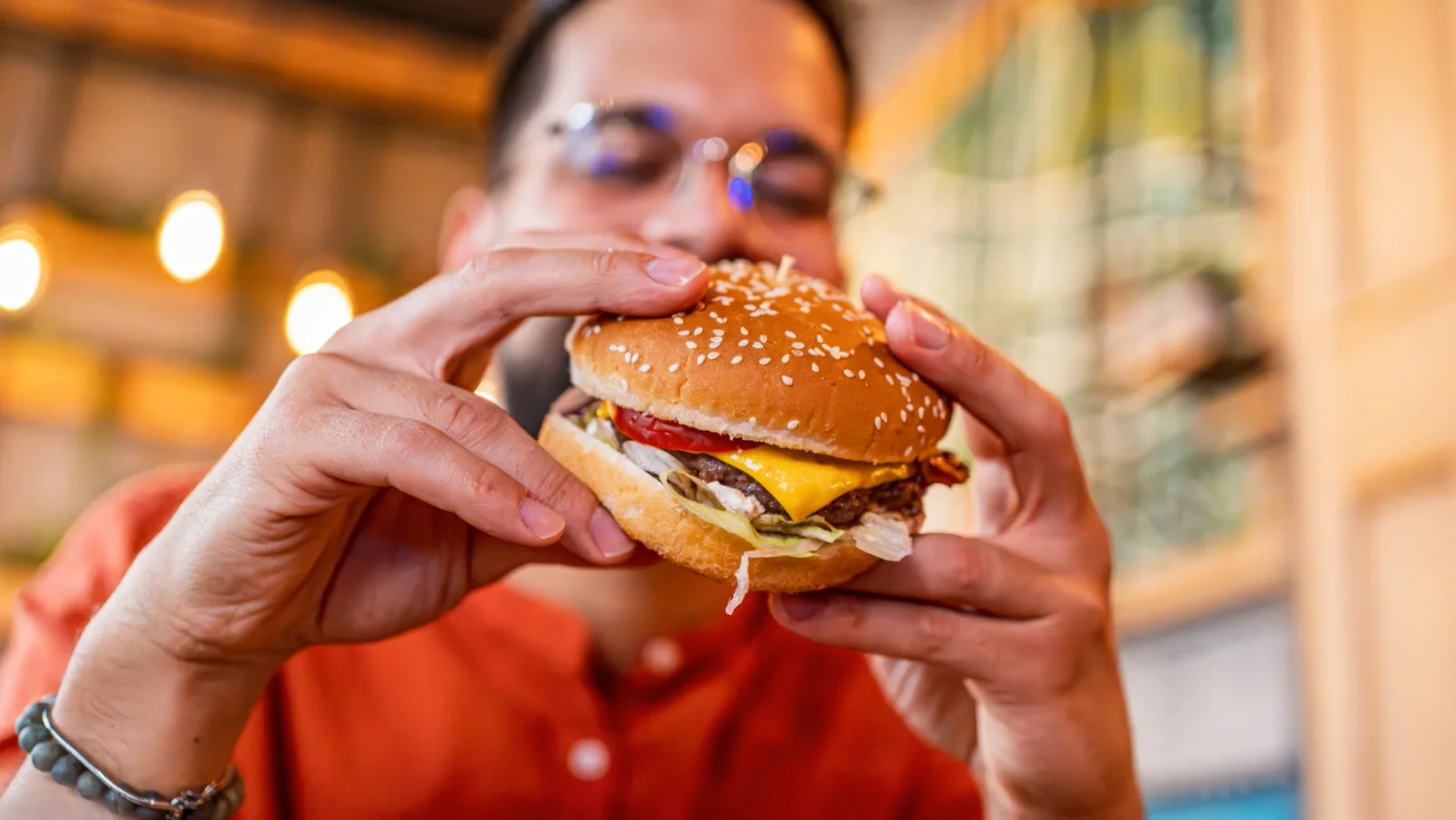 Five Guys Tops the Burger Poll, Even as Prices Bite