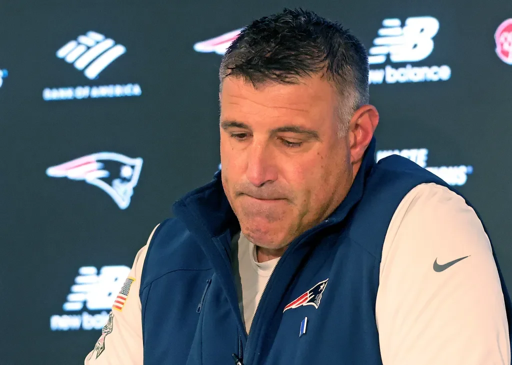 Vrabel takes personal leave for counseling during Patriots' 2026 NFL Draft