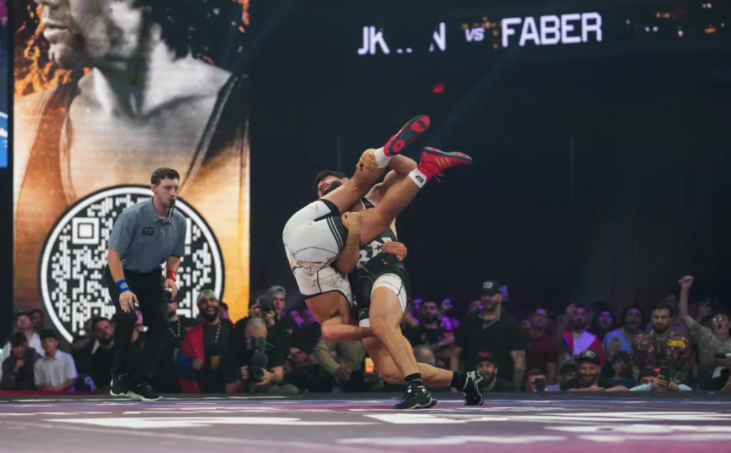 Faber Flung by Tsarukyan at RAF 08 Sparks Viral Moment and Social Jabs
