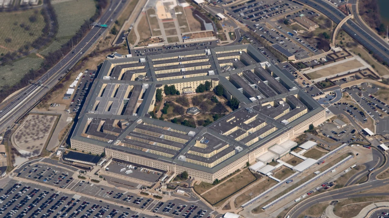 AI-generated fake Pentagon explosion causes market dip and confusion
