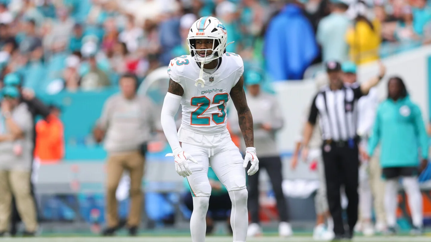 49ers land Jack Jones on terms after visit