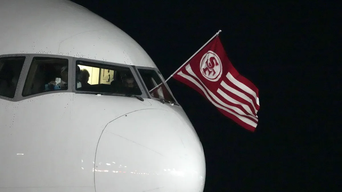 49ers charter Airbus A380 to Australia to maximize long-flight comfort