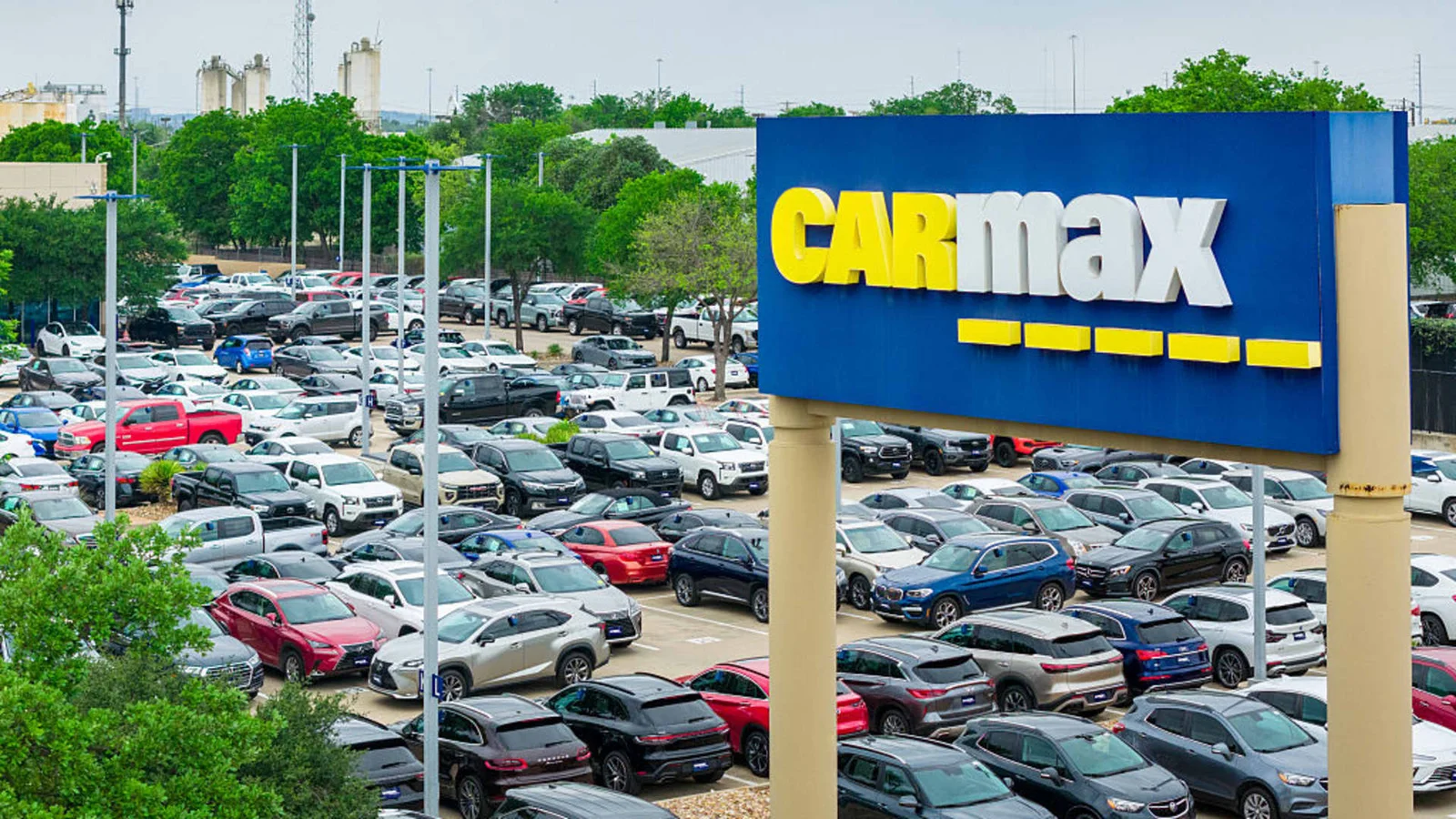 CarMax posts Q1 beat as Barr outlines multi-year turnaround plan