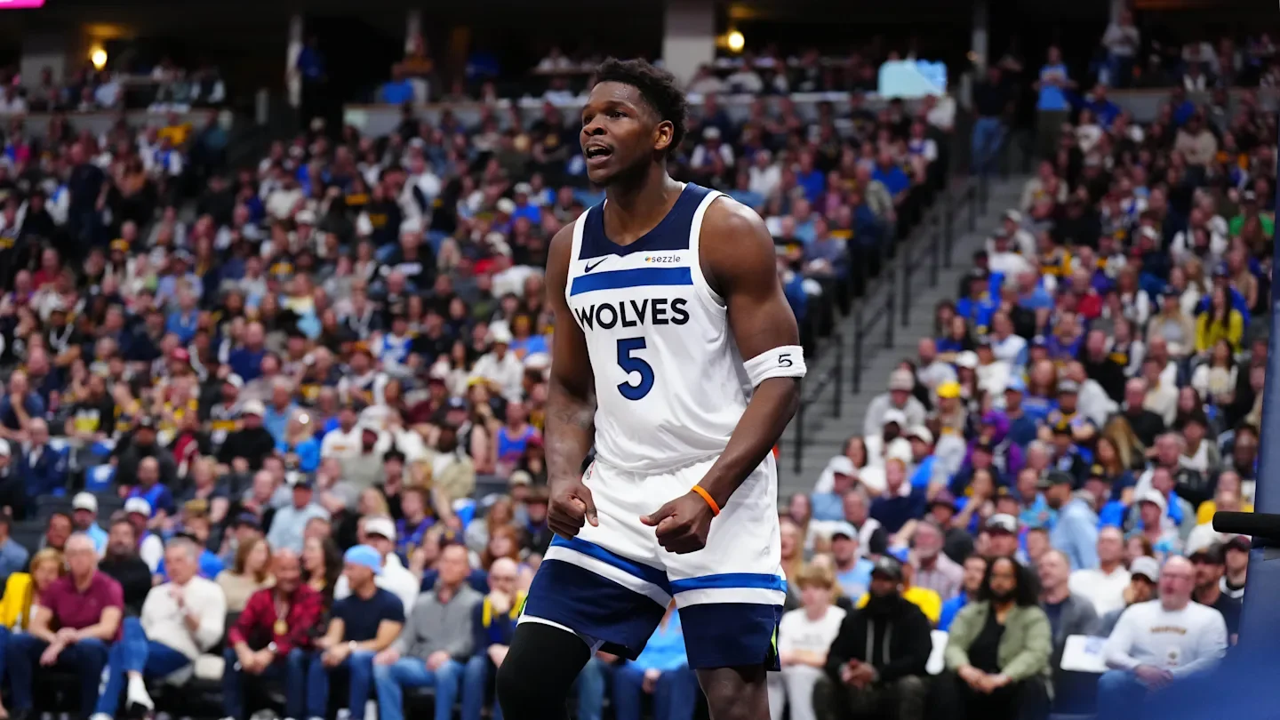Timberwolves Rally From 19-Point Deficit to Stun Nuggets in Game 2