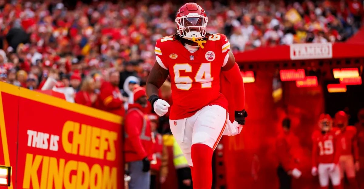 Chiefs Trade Wanya Morris to Falcons, Reworking the Right-Tackle Picture