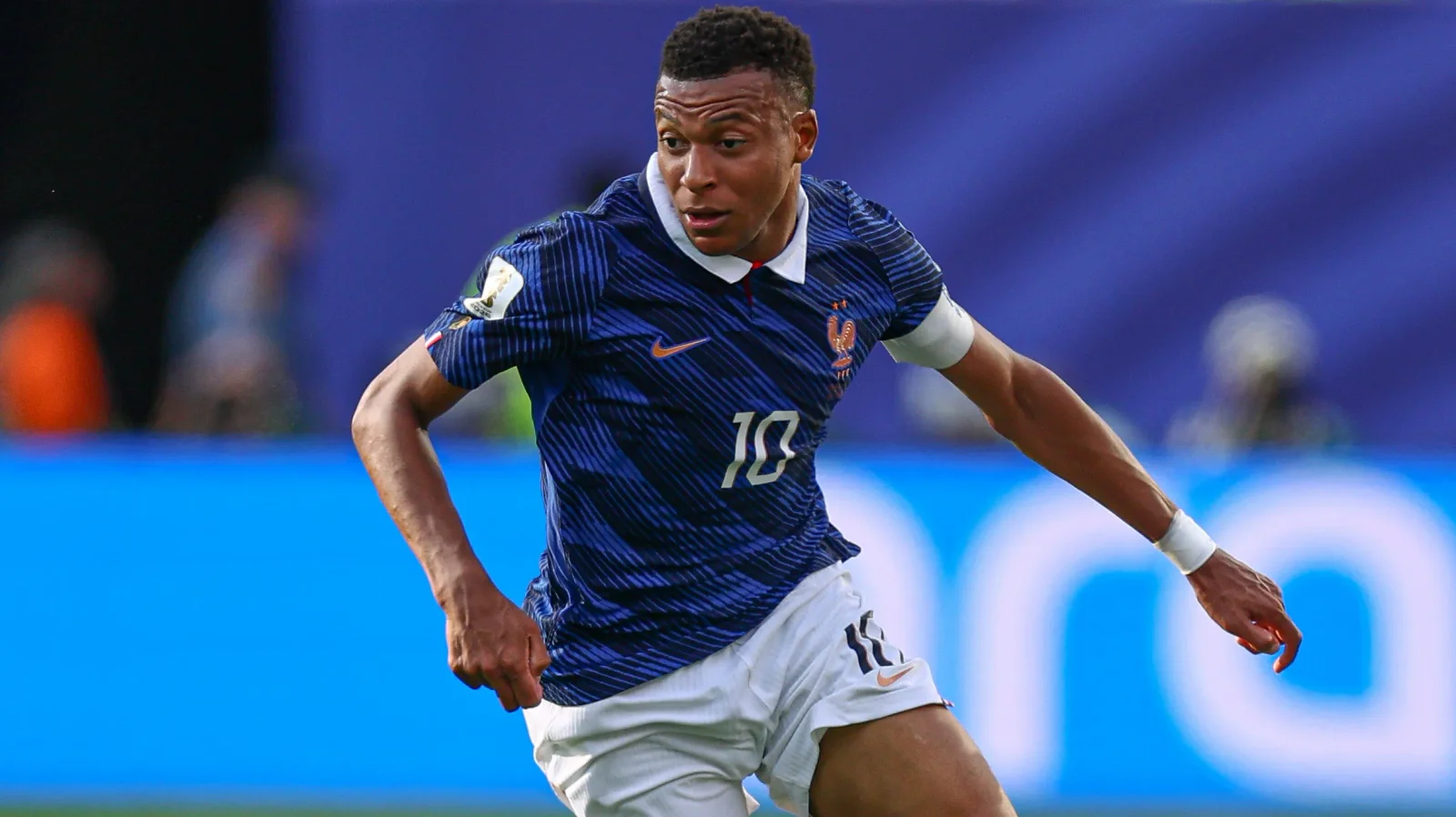 France retakes FIFA No. 1 as World Cup knockout field forms