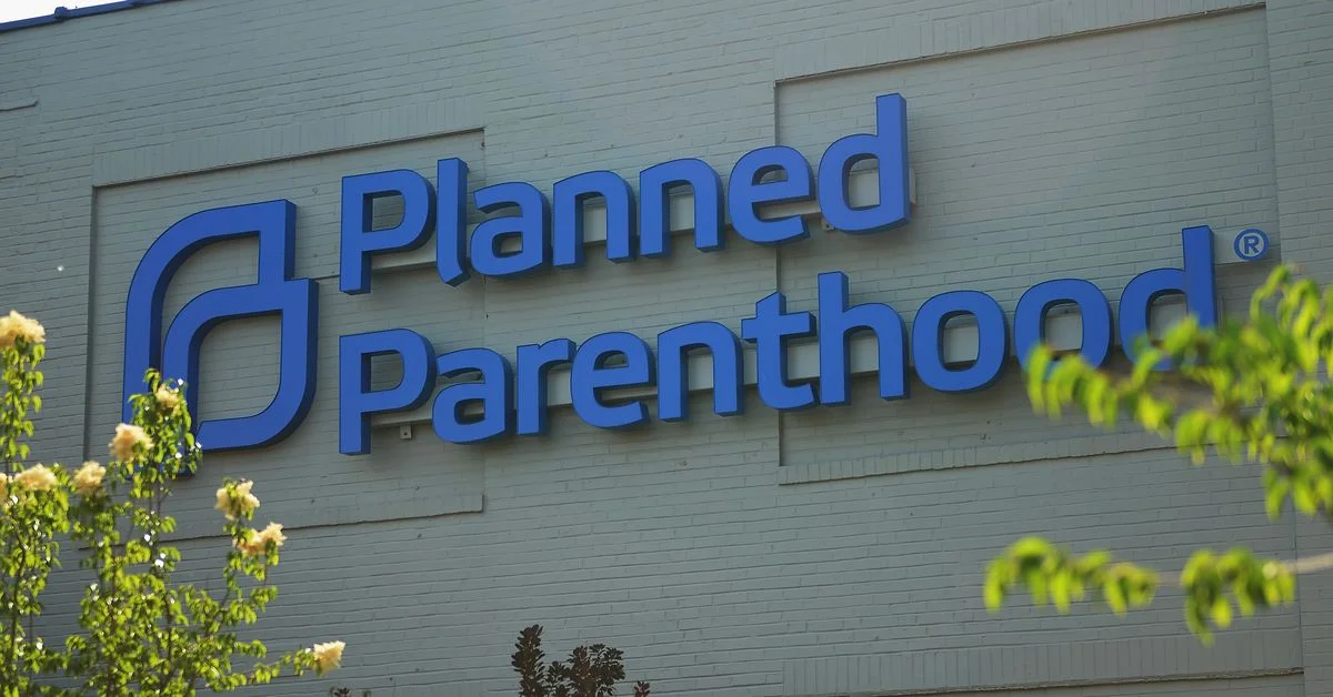 Uncertainty Surrounding Legal Status, Planned Parenthood Resumes Abortions in Wisconsin