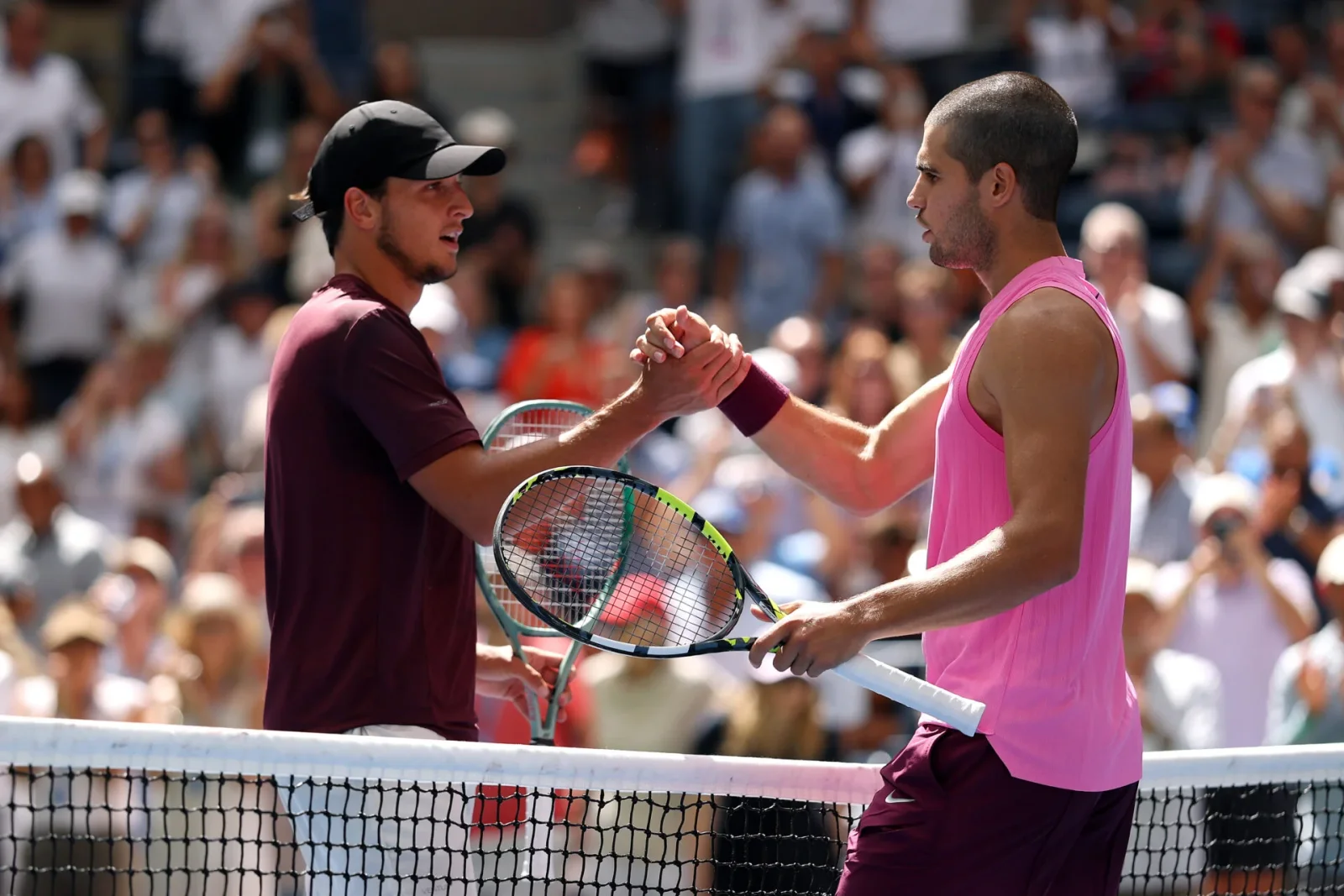 Carlos Alcaraz Advances to US Open Round of 16 Despite Knee Issue
