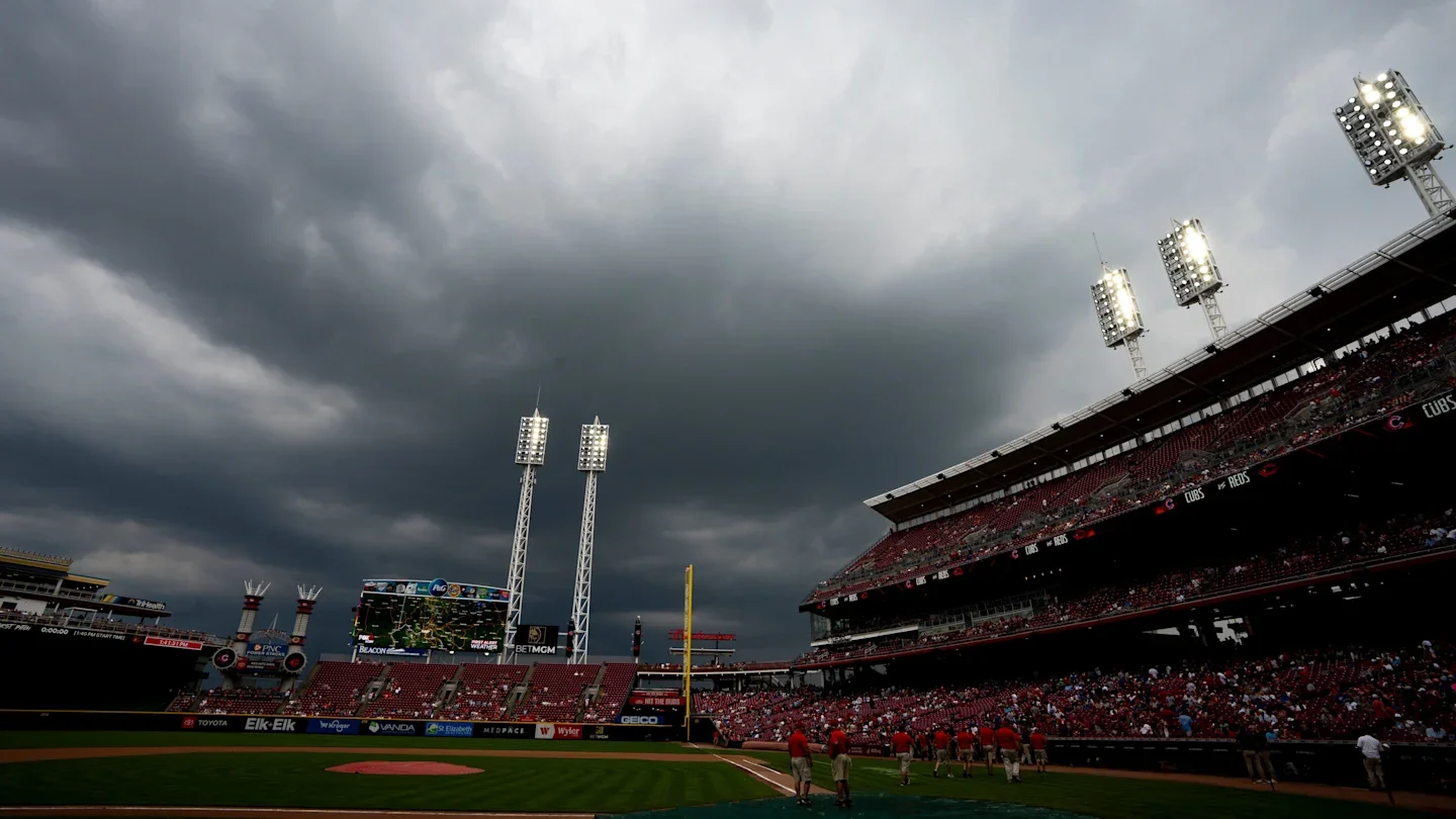 Rain Delays Reds-Pirates Opener in Cincinnati