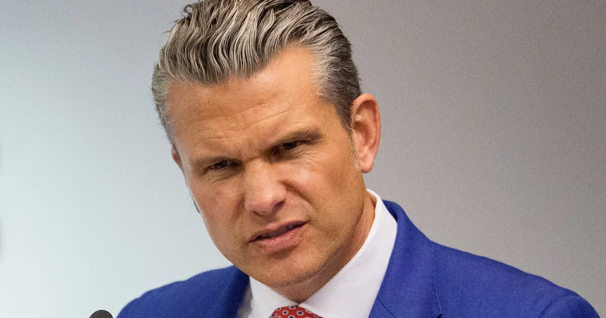 Kendall Slams Hegseth’s Pentagon as Dysfunctional, Citing a Climate of Fear