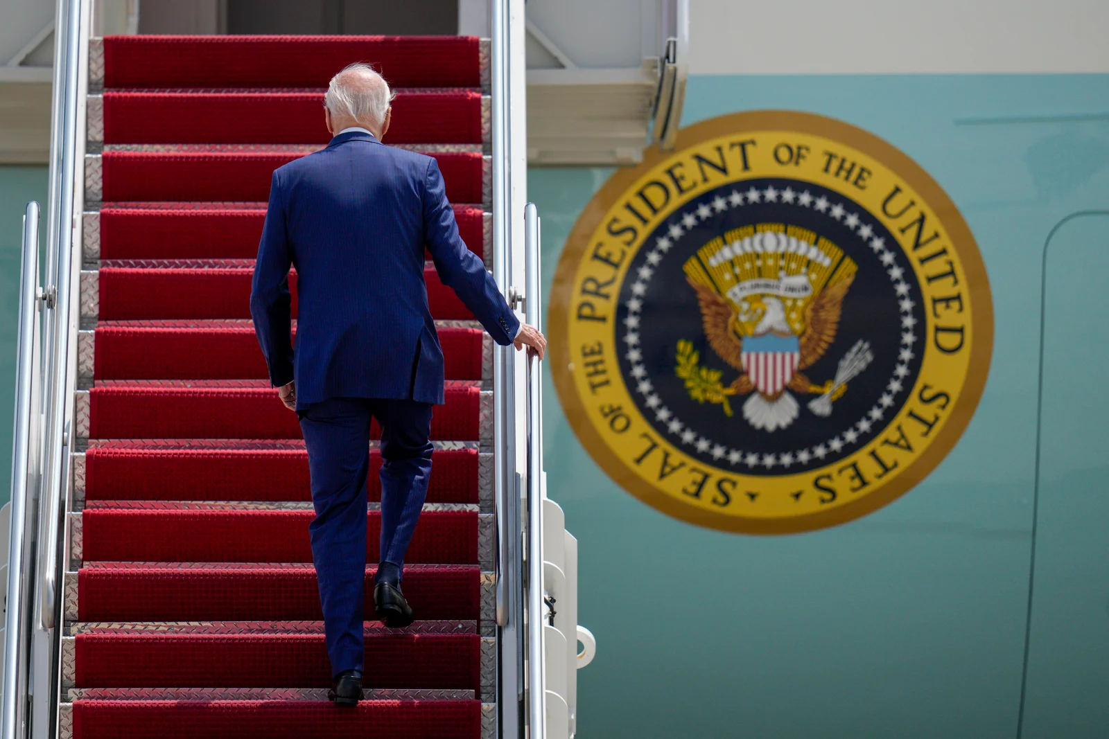 Can Democrats Prevent a Biden Upset in New Hampshire?