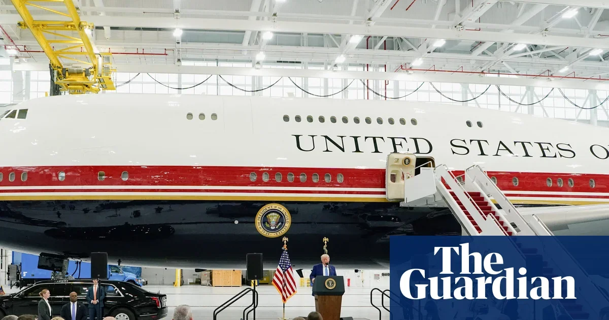 Trump Debuts Qatar-Gifted VC-25B as Interim Presidential Jet