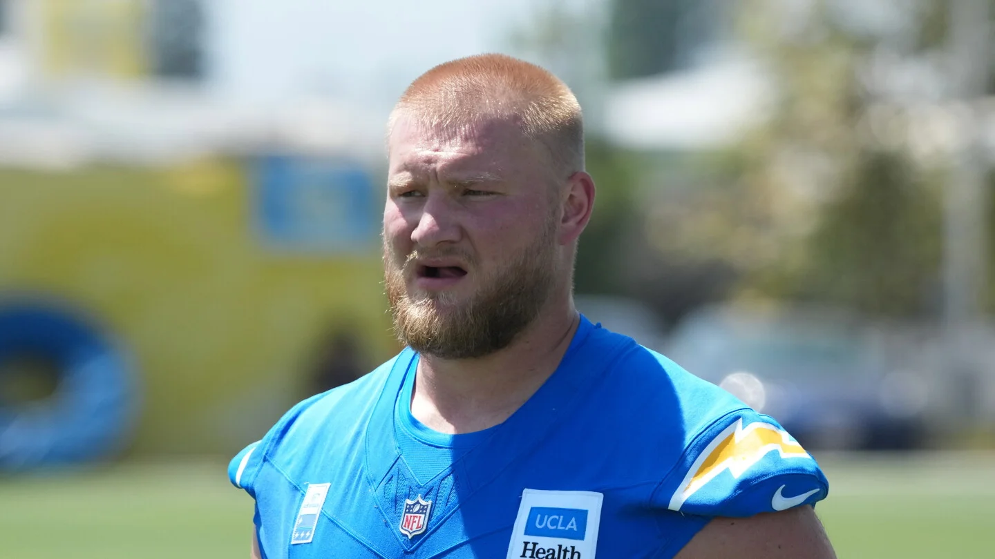 Chargers center Biadasz carted off practice with leg injury